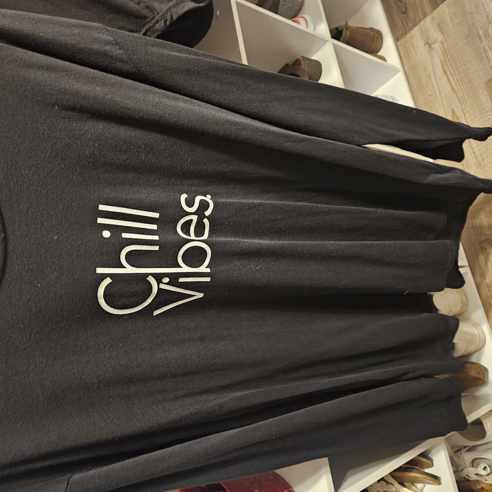 Chill Vibes Black Sweatshirt